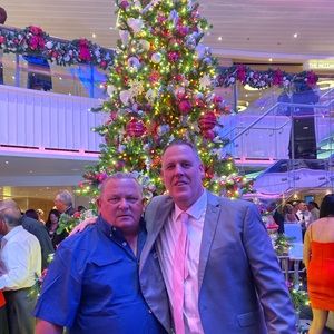 Meet your Posher, Adam